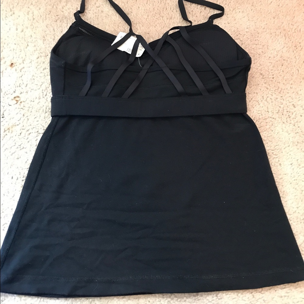 Super cute black Lululemon workout tank