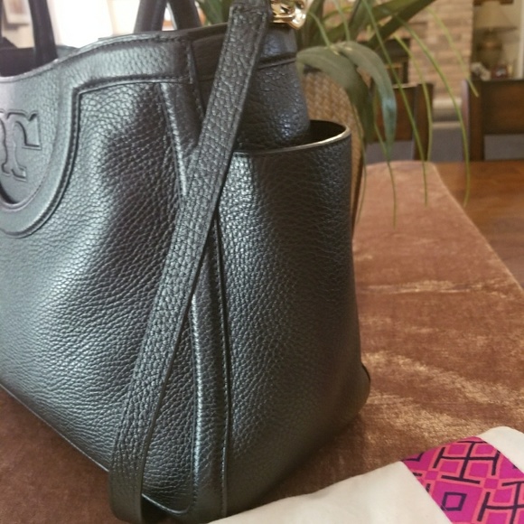 SOLD LOCAL  Tory Burch Serif-T Leather Satchel - Picture 3 of 6