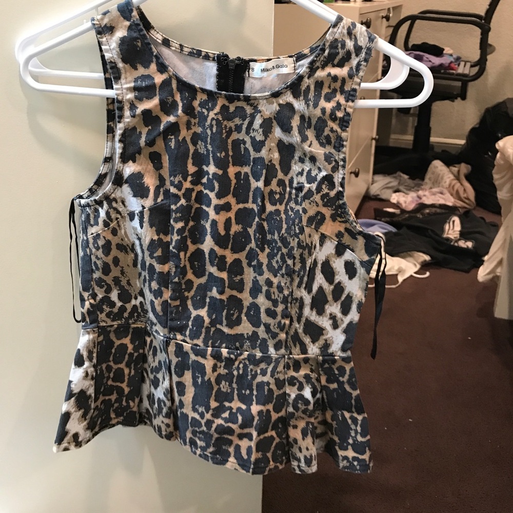 Cheetah top