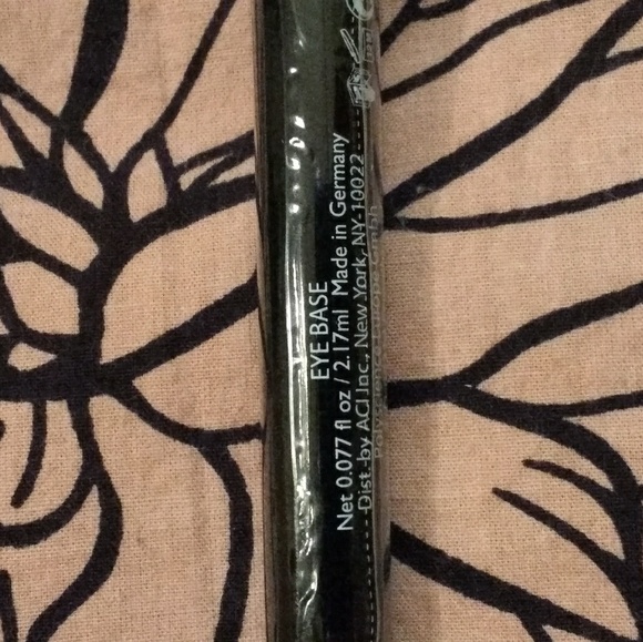 Ready to Wear Eye Base - Picture 2 of 2