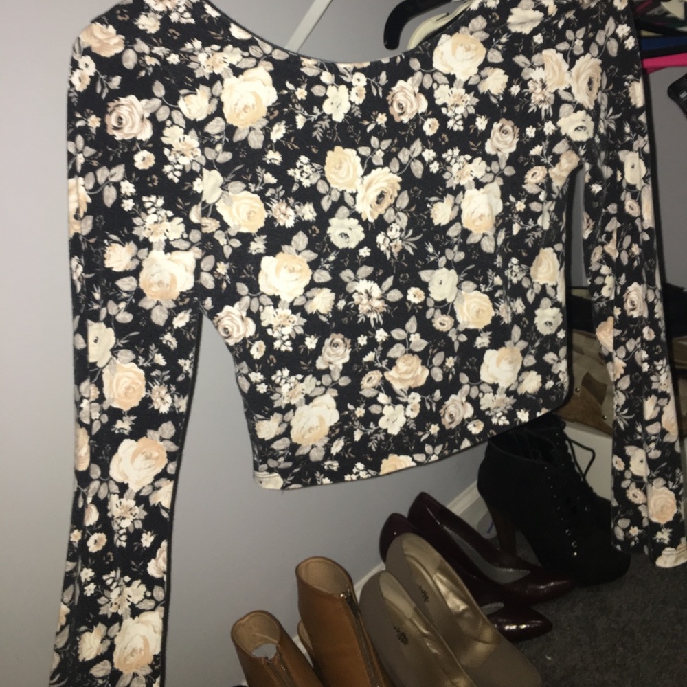 floral crop t long sleeve
