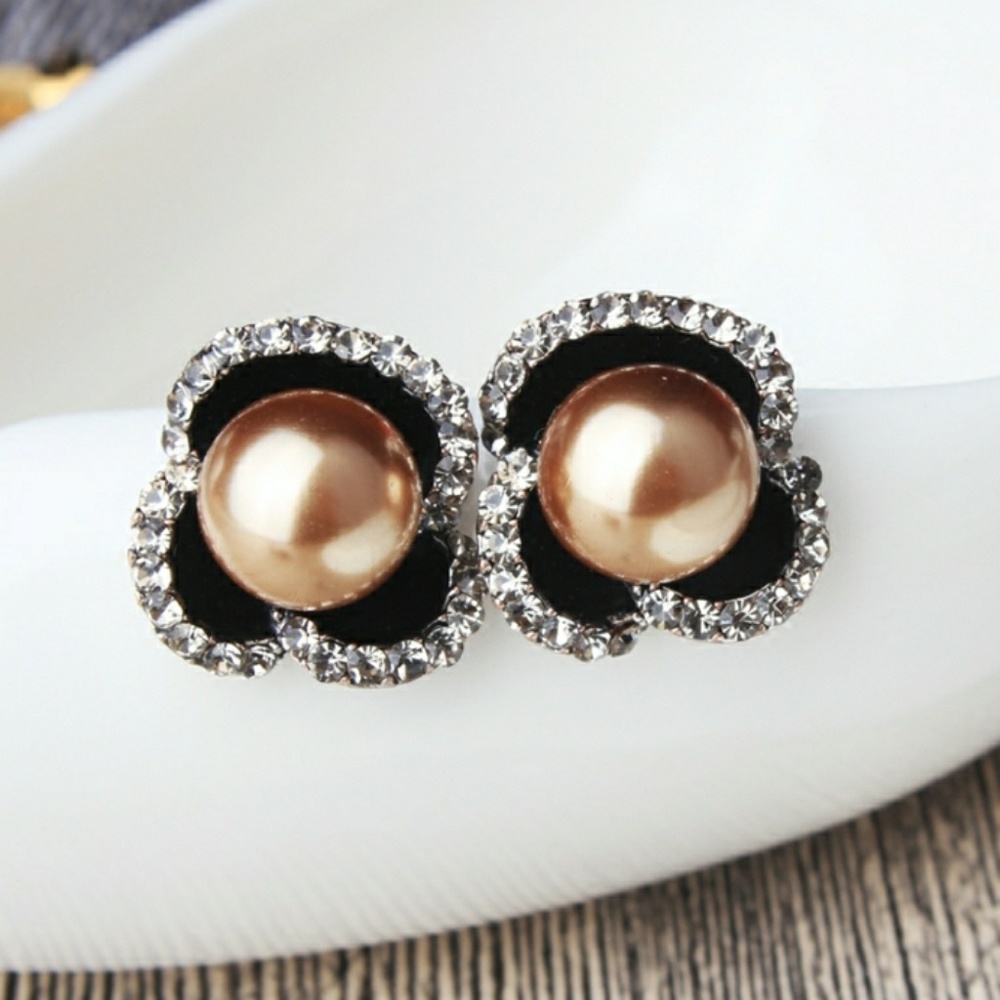 Golden Pearl Crystal Black Flower Stud Earrings