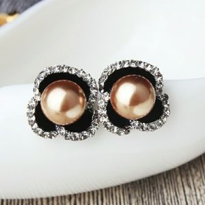 Golden Pearl Crystal Black Flower Stud Earrings