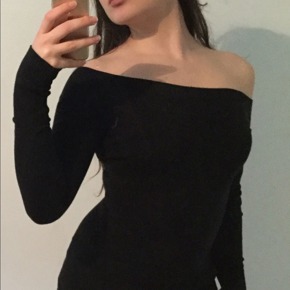 Black long-sleeve shirt