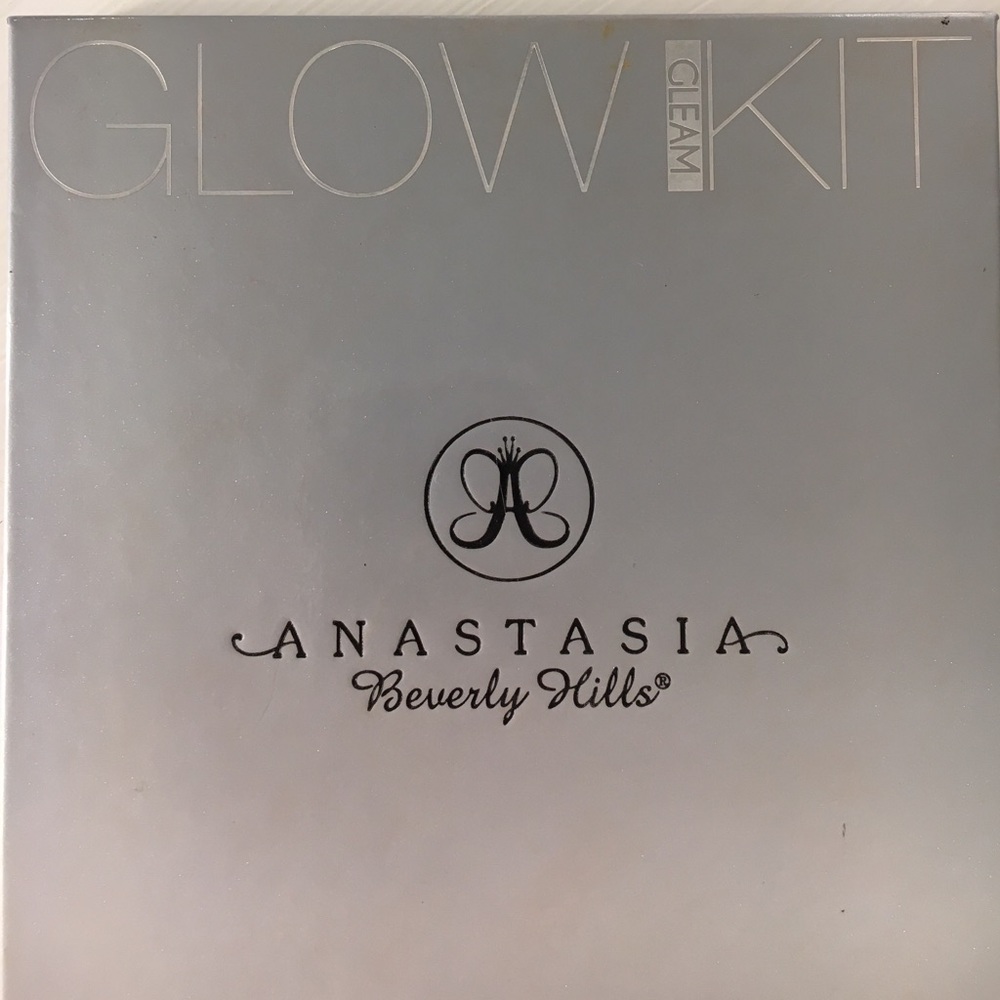 Anastasia glow kit