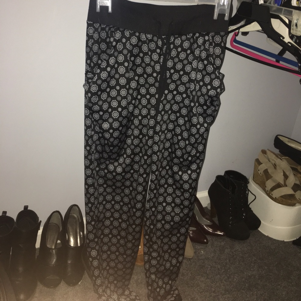loose hippy/jogger pants