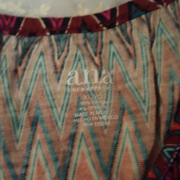 Adorable a.n.a Tee - Picture 4 of 4