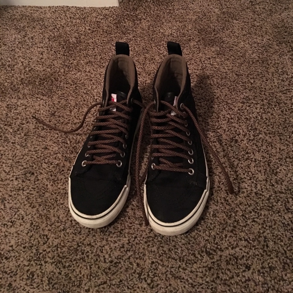Black high top Vans!