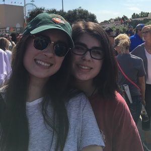 Meet your Posher, Rachel