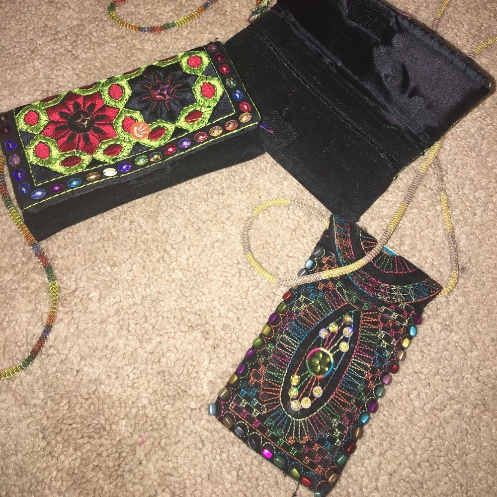 Bundle of beautiful handcrafted 🌸🌺🌼 pouches - Picture 3 of 3