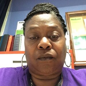 Meet your Posher, Evelyn