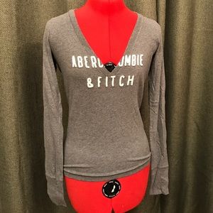 Abercrombie & Fitch V-Neck Grey Long Sleeve Shirt