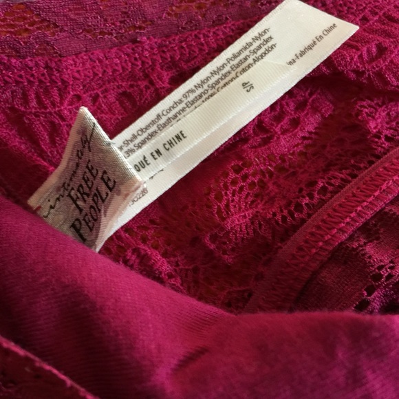 FREE PEOPLE Lace Bandeau Bralette in Fuchsia SMALL - Picture 5 of 5