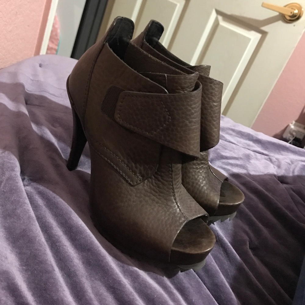Pedro Garcia booties