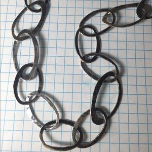 Silpada Hammered link necklace
