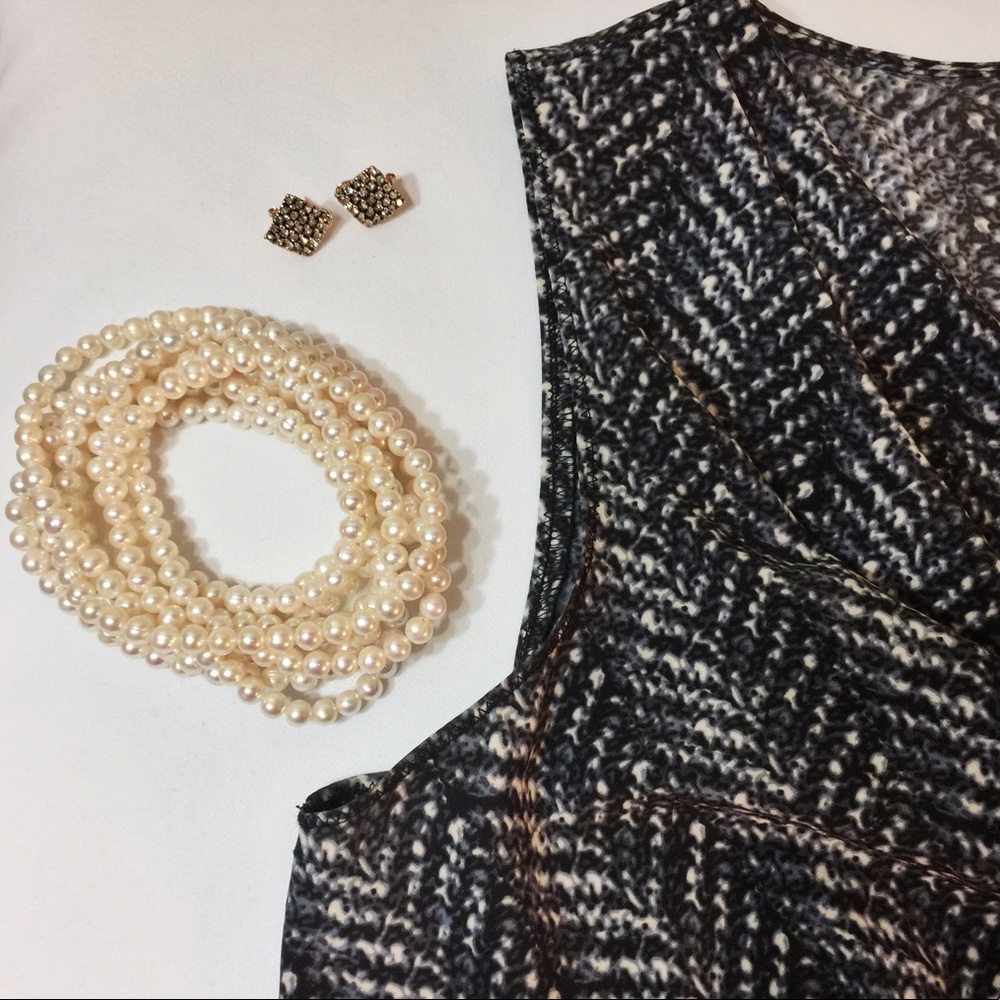 🌻🌻| NWOT | Vera Wang Blouse