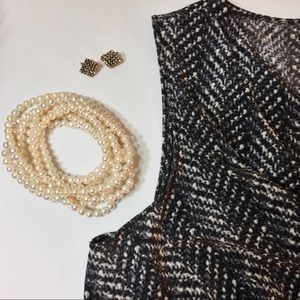 🌻🌻| NWOT | Vera Wang Blouse