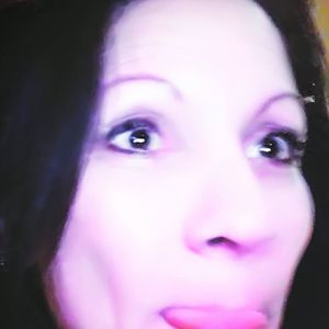 Meet your Posher, Angie