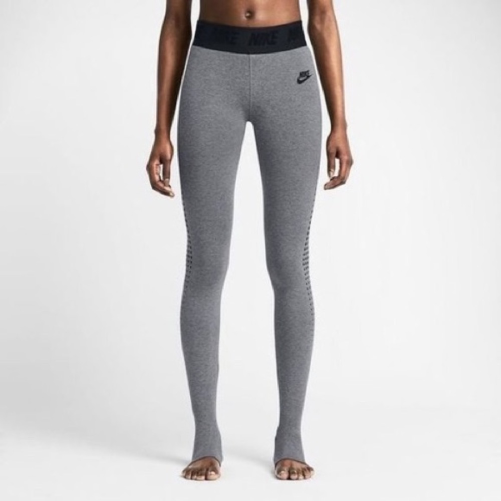 NIKE: burnout stirrup legging women's M