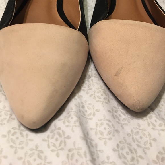 Aldo Flats - Picture 2 of 8