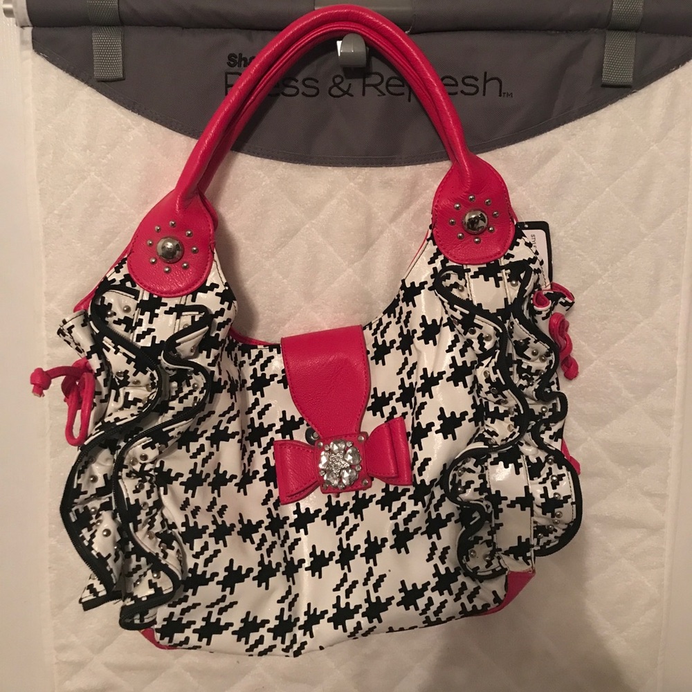 Cute purse!