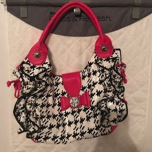 Cute purse!