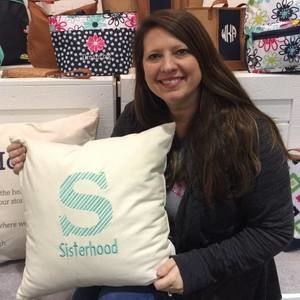 Meet your Posher, Chrissy