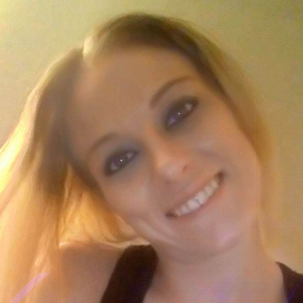 Meet your Posher, Brittney