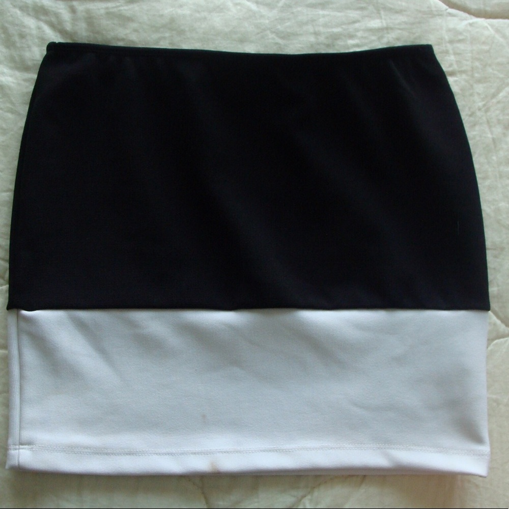 Color block bodycon mini pencil skirt