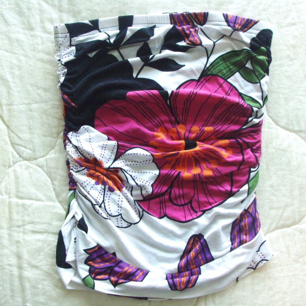 Floral strapless tube top