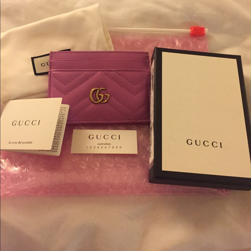 🍾SALE! Today only!! 🍡Gucci marmot card case 🎀