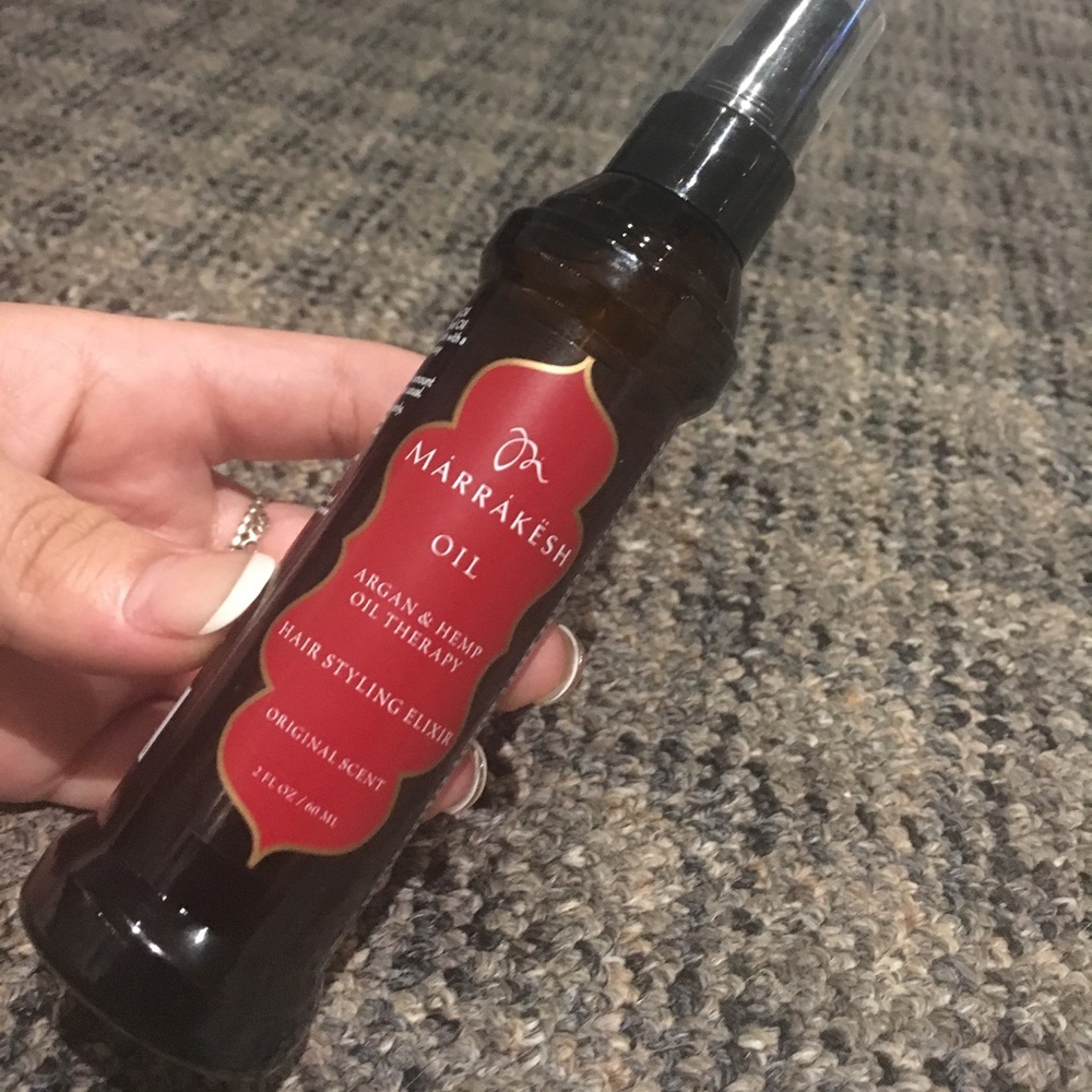 NWOT Marrakesh Argan and Hemp Oil Hair Elixir