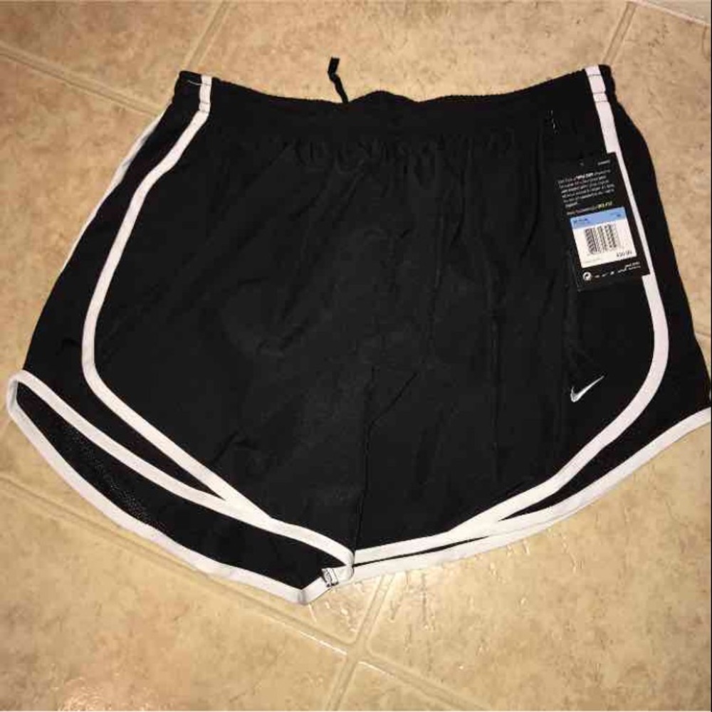 Nike shorts medium