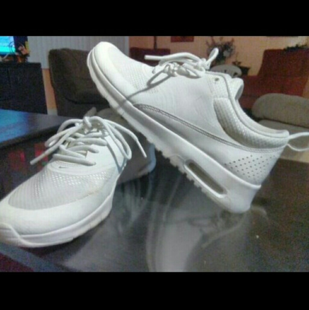 Nike Air Max Theas