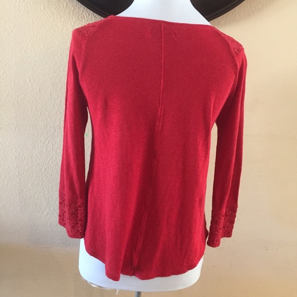 Lucky Orange Lace shoulder & sleeve Detail top - Picture 5 of 6