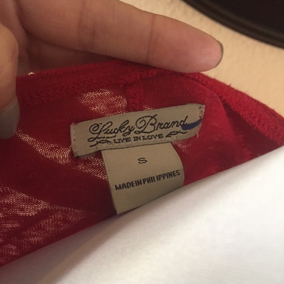 Lucky Orange Lace shoulder & sleeve Detail top - Picture 6 of 6