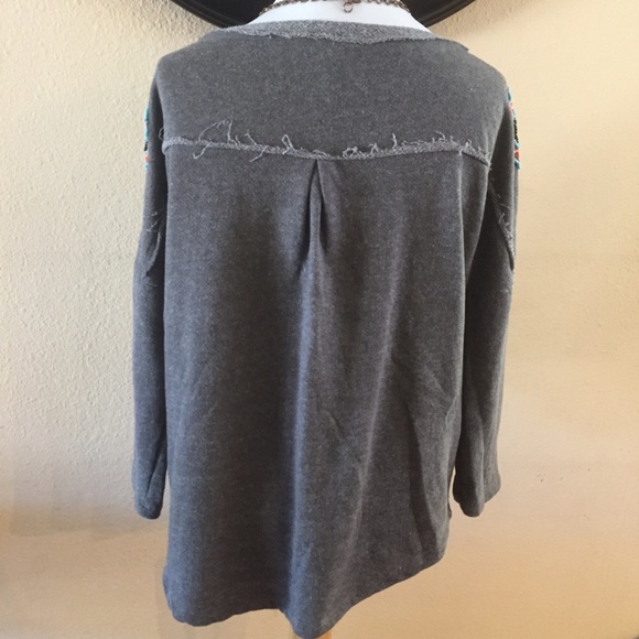 Xhilaration gray Beaded Shoulder Detail top - Picture 4 of 7