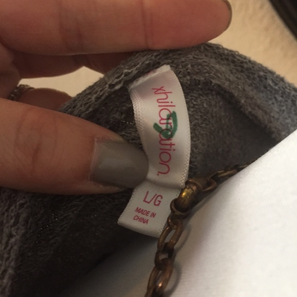 Xhilaration gray Beaded Shoulder Detail top - Picture 5 of 7