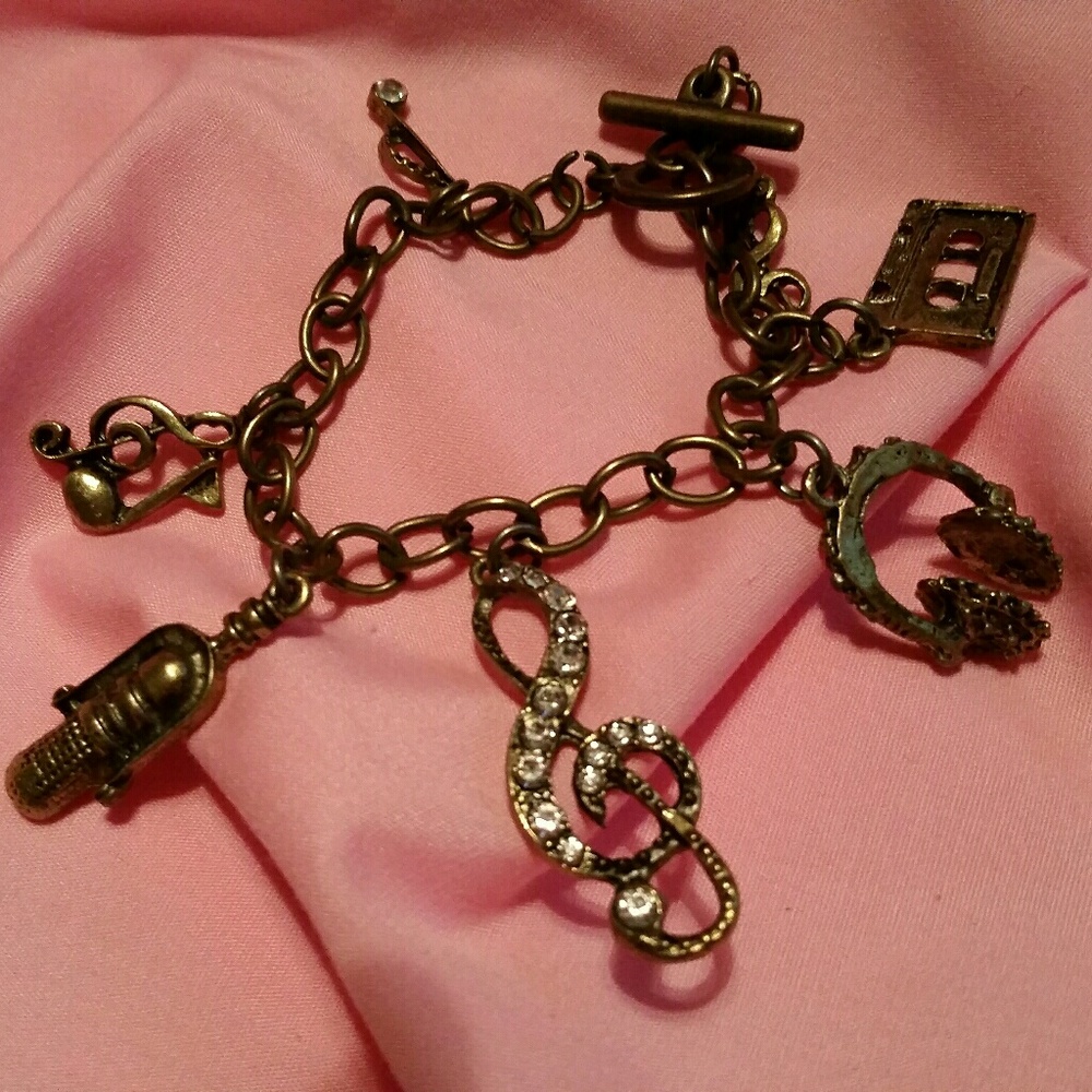 Everything music bracelet