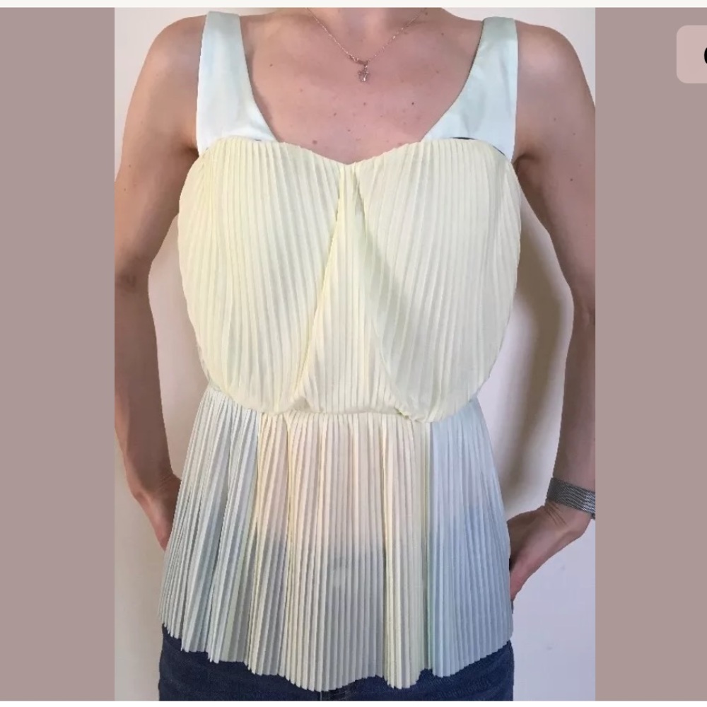 H&M sleeveless too with plead detail, Sz.2 NWT