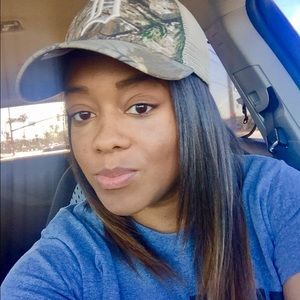 Meet your Posher, Lynné