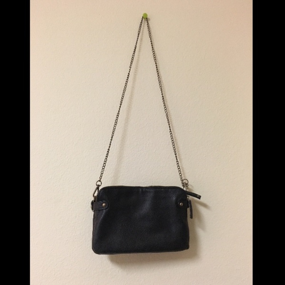 REDUCED❗️ Silence + noise black chained cross body