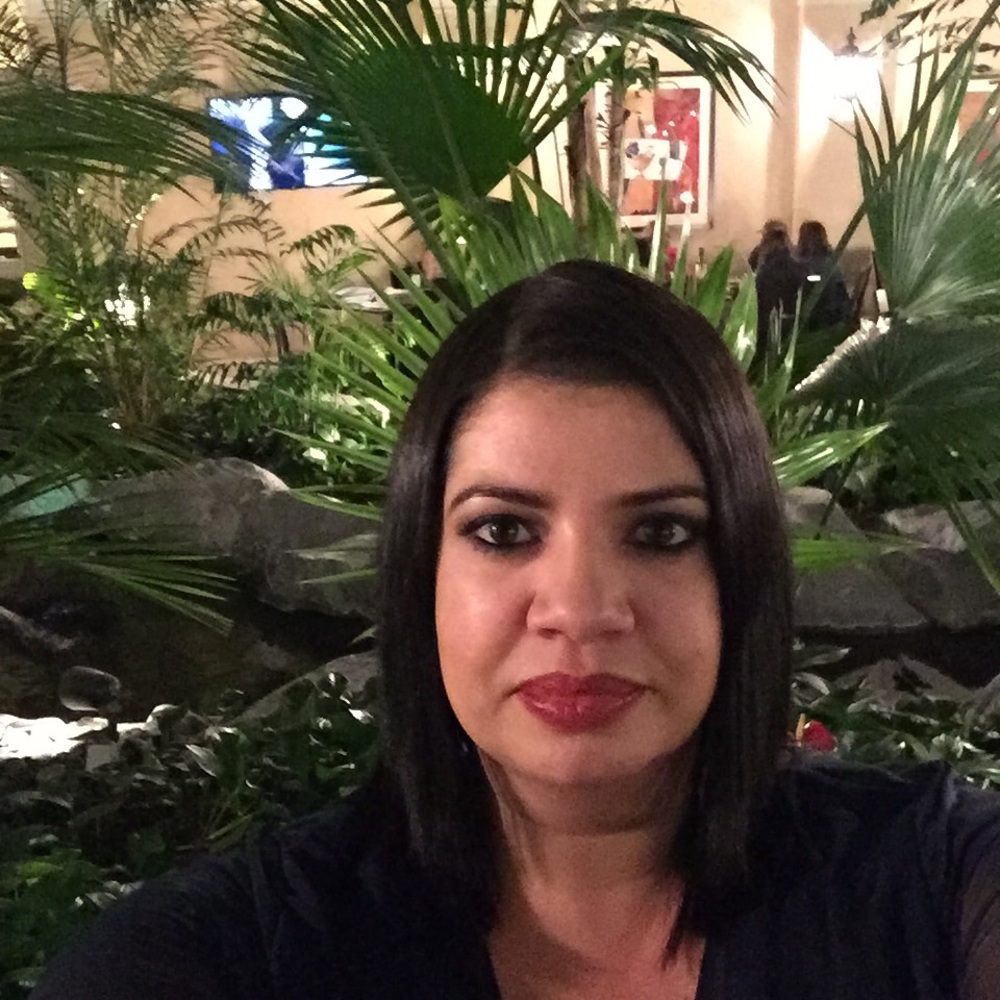 Meet your Posher, Ivette