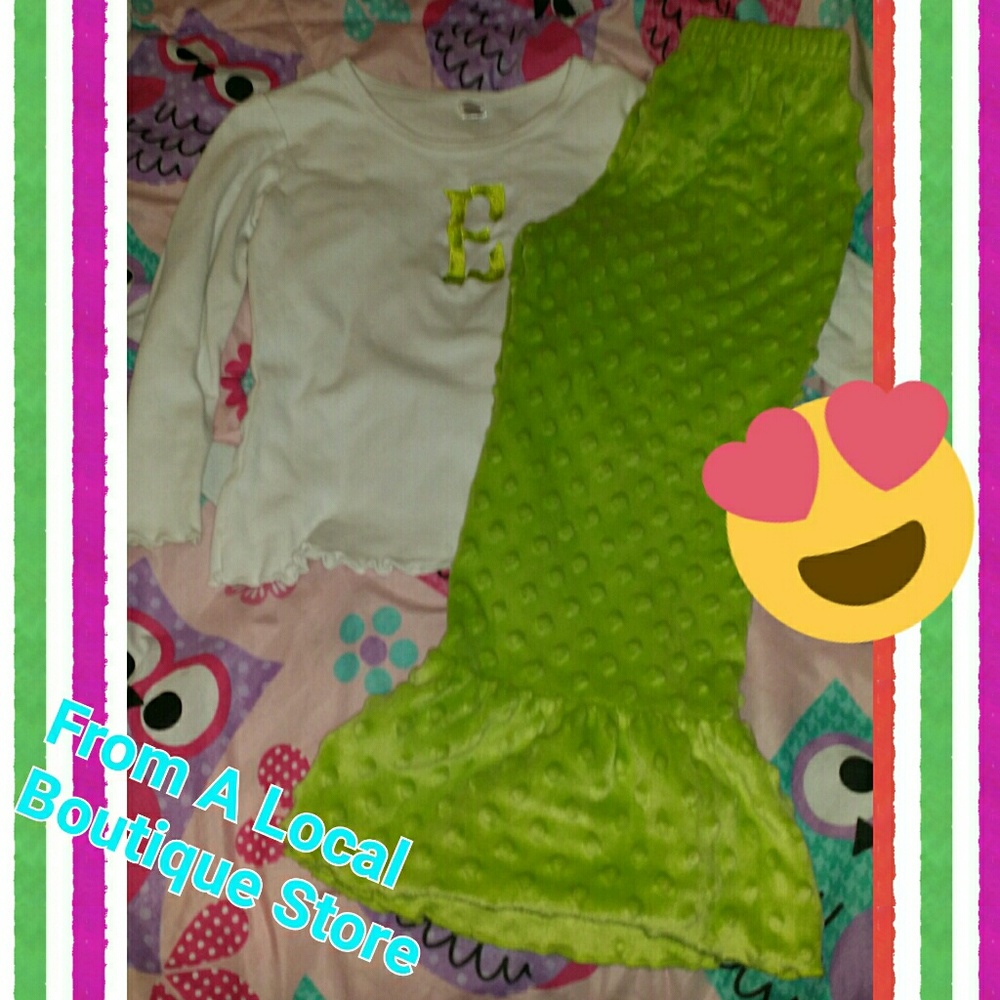 ADORABLE Girls E shirt and minky pants 5/6