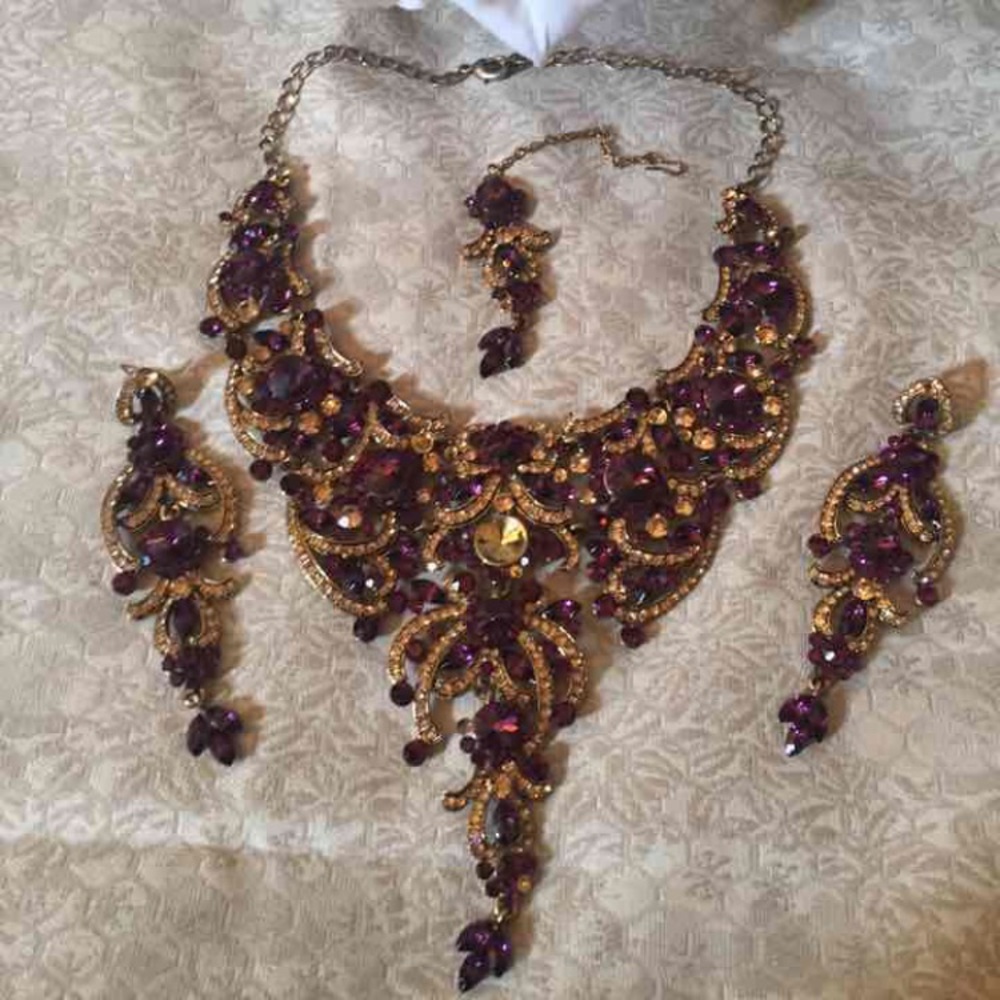 Bollywood Indian statement jewelry set