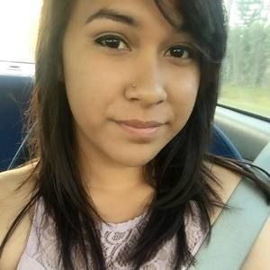 Meet your Posher, Tia