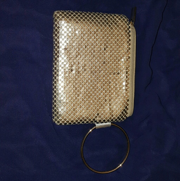 Silver shimmery wristlet with wrist Loop NWOT - Picture 5 of 7