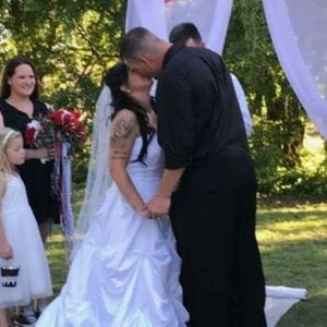 Meet your Posher, Dereck