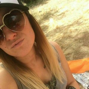 Meet your Posher, Sharlene