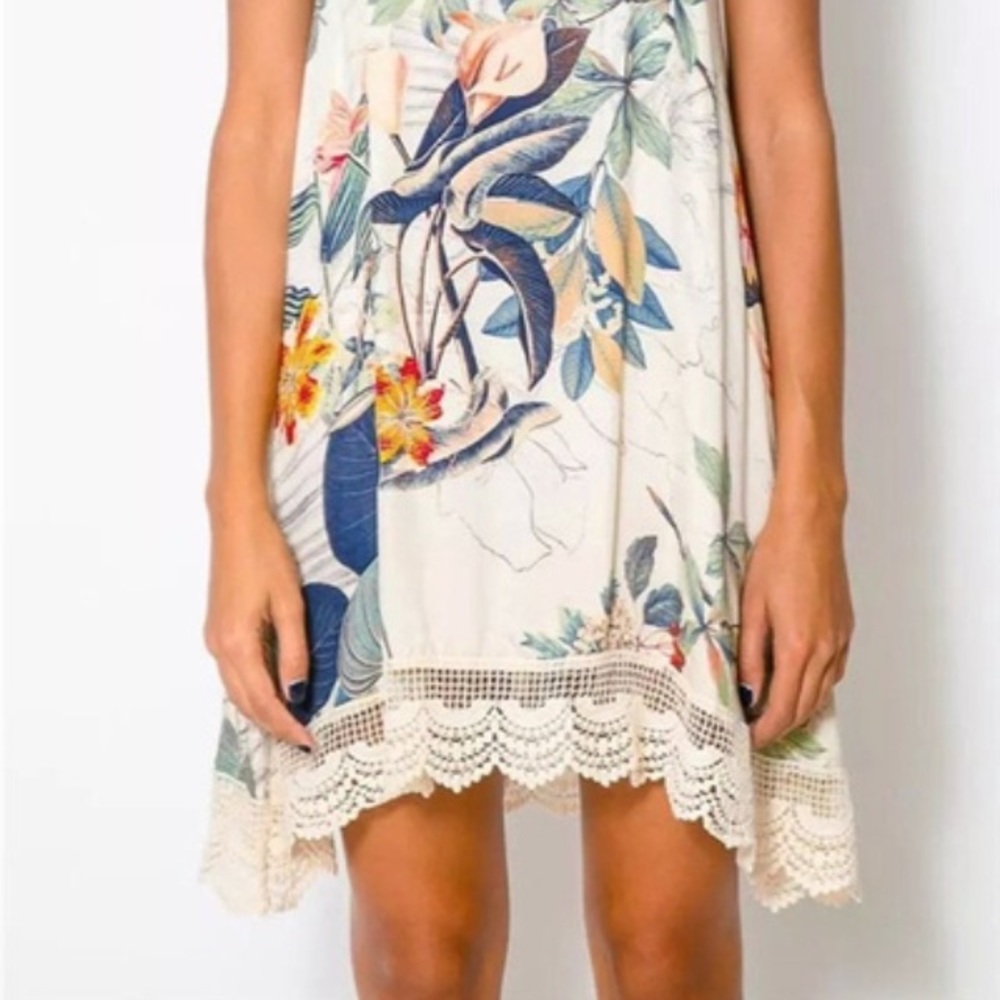 🎉HP🎉one left!! Stunning floral dress-crochet hem - Picture 8 of 8